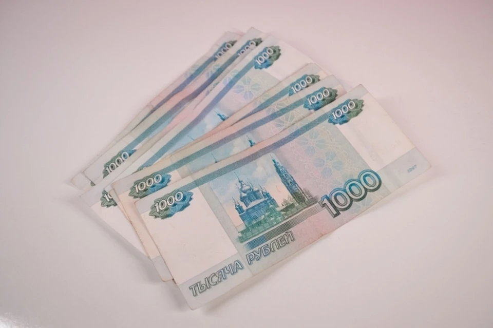 Запрет на выезд заставил крымчанку оплатить долг по кредиту.