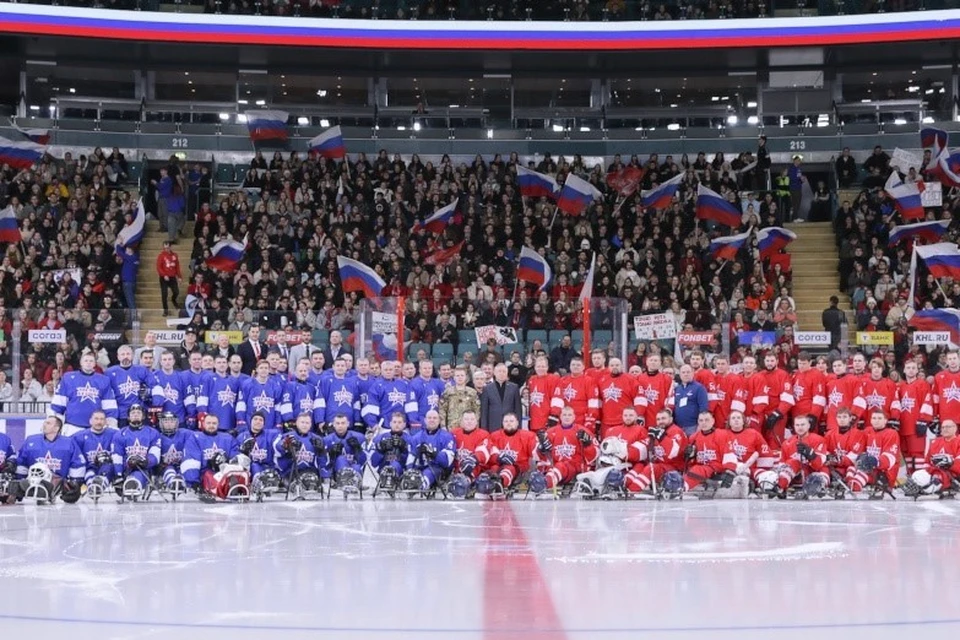 Хоккейный матч «Путь героя». Фото: администрация Санкт-Петербурга.