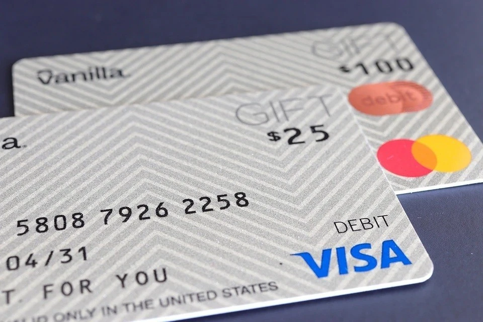 Банкир Пьянов: возвращение Visa и Mastercard зависит от снятия санкций с НСПК
