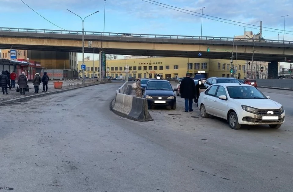 Зону подачи такси у вокзала в Нижнем Новгороде перенесли после смертельного ДТП.