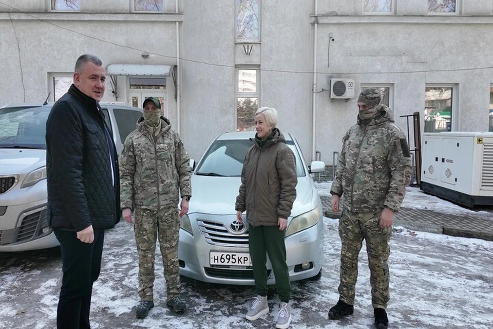 Три автомашины получат от СФР бойцы на Херсонщине. Фото: Народный фронт Крыма