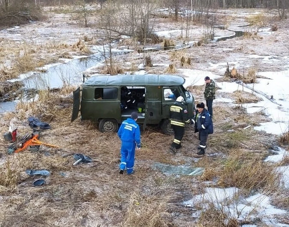 "Буханка" перевернулась в Калужской области