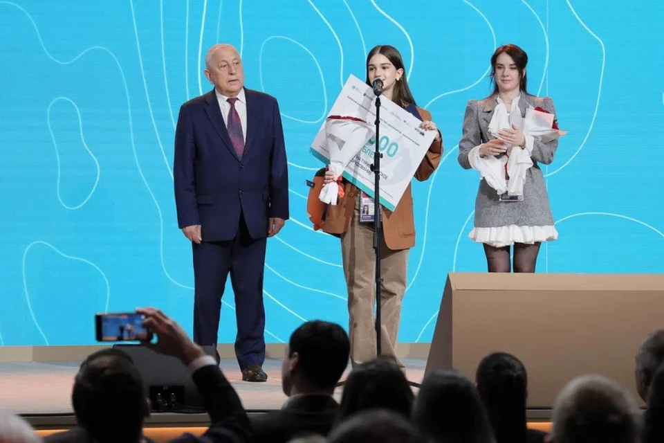 12-летняя жительница Хабаровского края получила награды за фильм о путешествии Фото: Пресс-служба полномочного представителя Президента РФ в ДФО