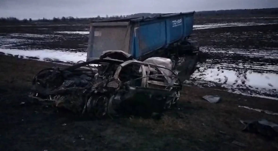 В ДТП погибли четыре человека.