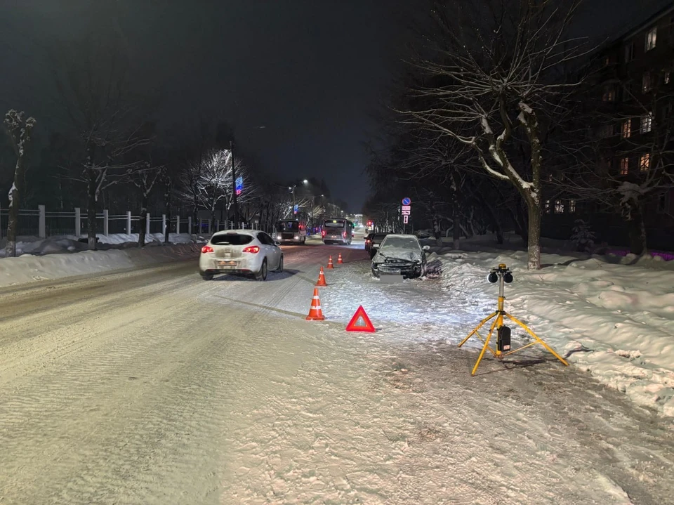 Авария произошла на улице Горького. Фото: Госавтоинспекция Кировской области