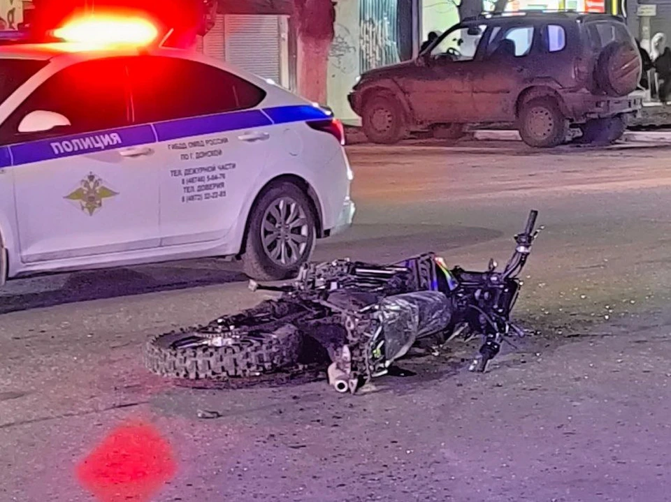 Врезавшийся в иномарку байкер попал в реанимацию в Донском Тульской области. Фото: "Тула Жесть"
