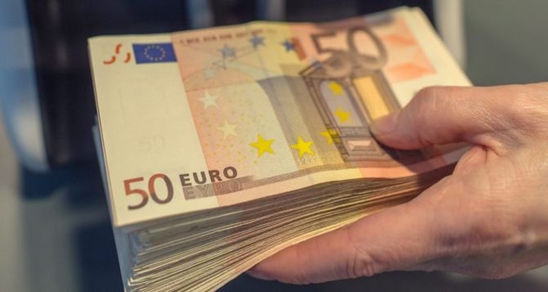 С 2021 года в странах Евросоюза введены ограничения на максимальную сумму, которую можно оплатить наличными. Фото:соцсети