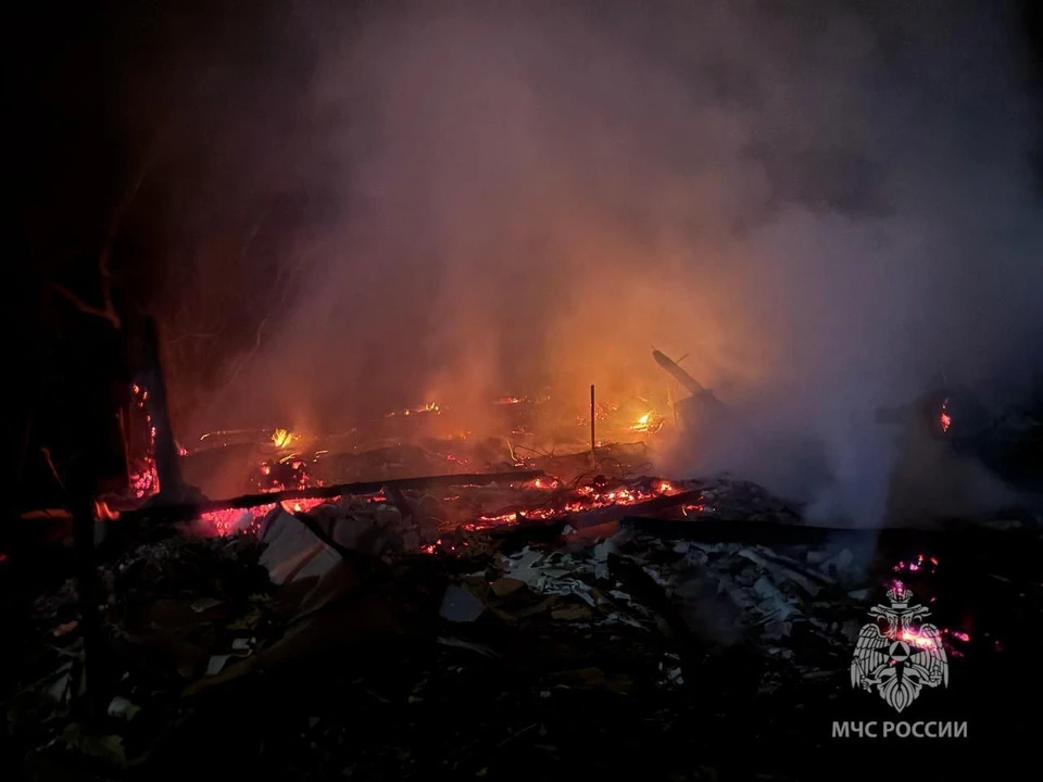 Два человека погибли на пожаре в жилом доме в Нижегородской области