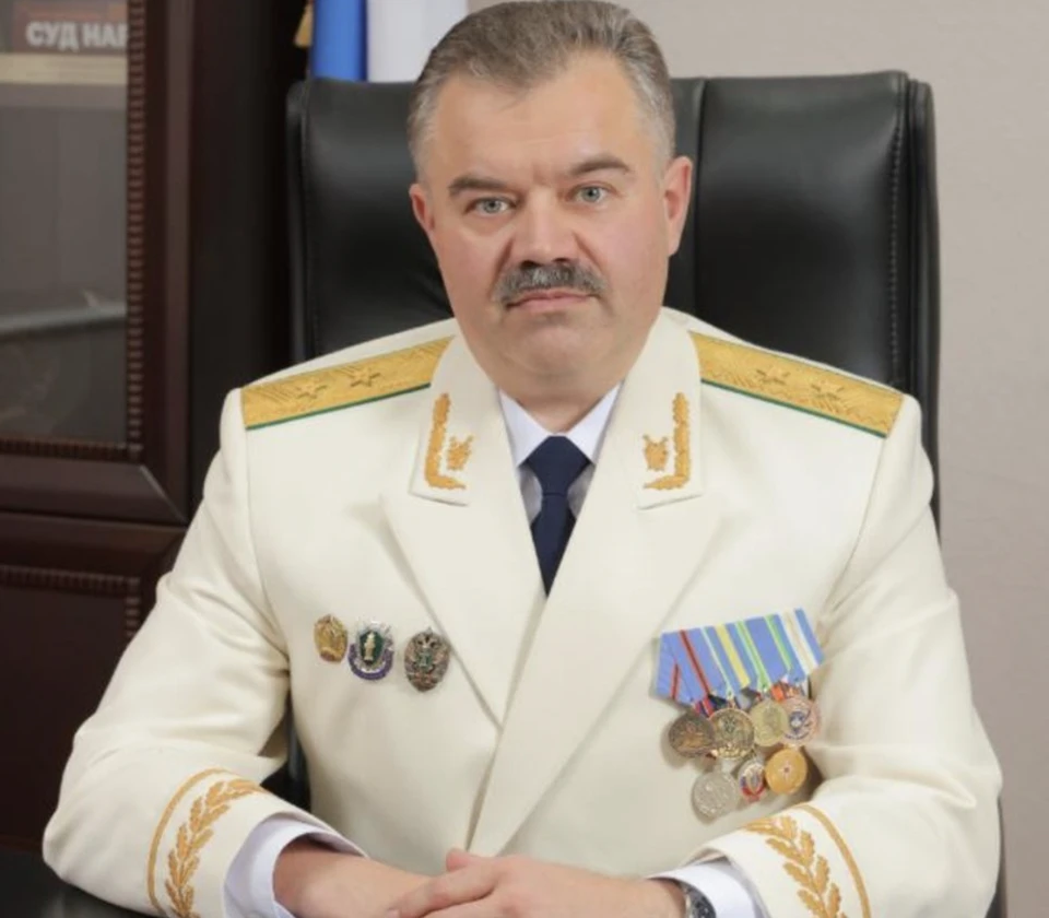 На должность заместителя прокурора региона назначен 48-летний Александр Морозов, имеющий за плечами более 20 лет опыта работы в надзорном ведомстве.
