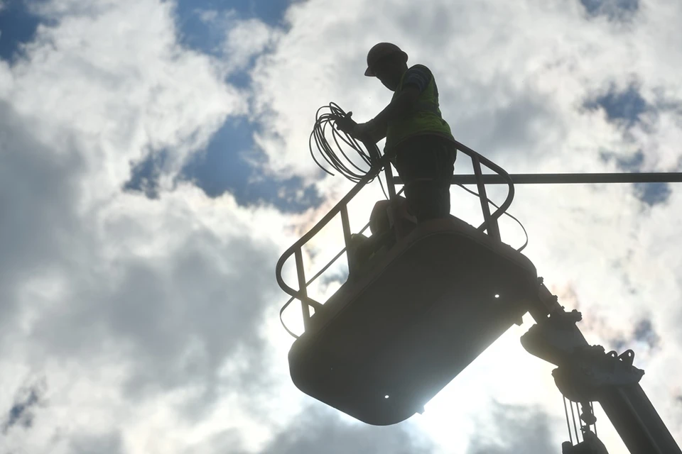 Обстановку стабилизируют в течение дня