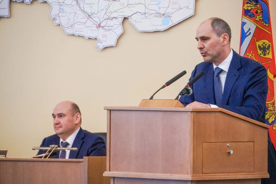 Правительство области поддержало Дениса Паслера аплодисментами