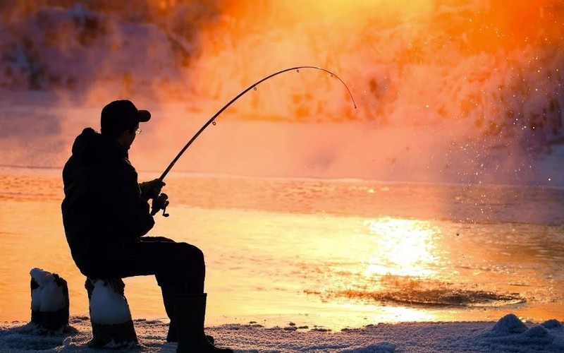 В некоторых местах рыбалка запрещена в течение всего года. Фото: arsfish.ru