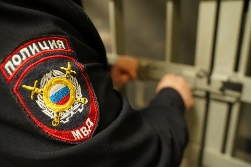 Двое мужчин избили двух сыктывкарцев и отобрали у них 8 тысяч рублей
