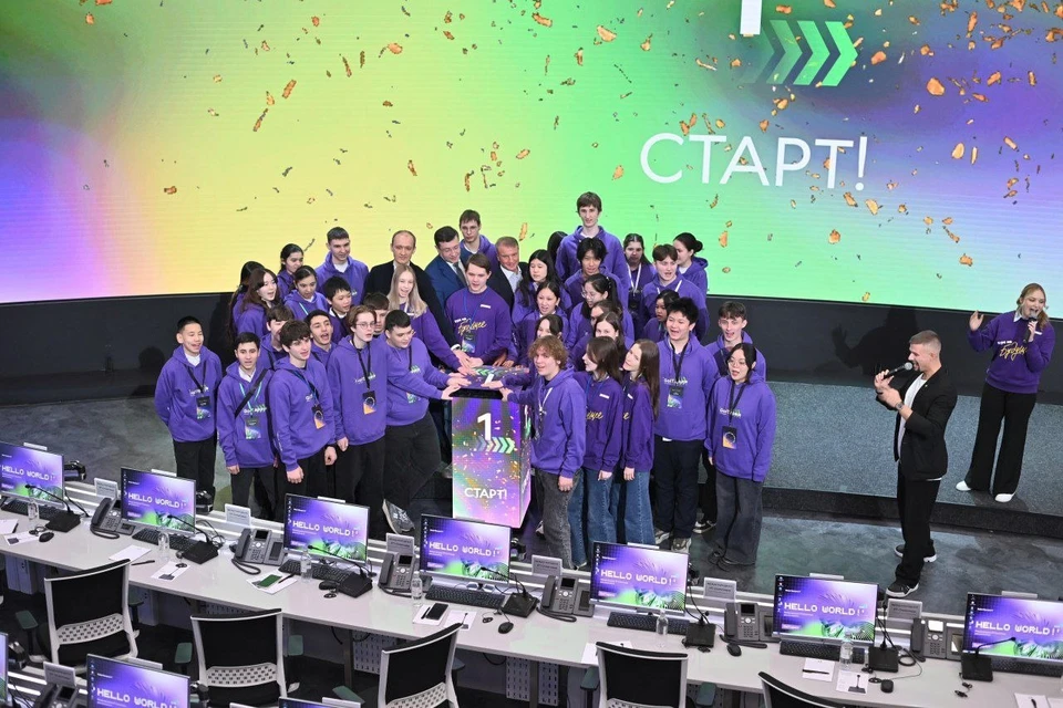 Школьники смогут получить новые знания и навыки в сфере ИИ и погрузиться в мир цифровых технологий / Фото: пресс-служба Сбербанка
