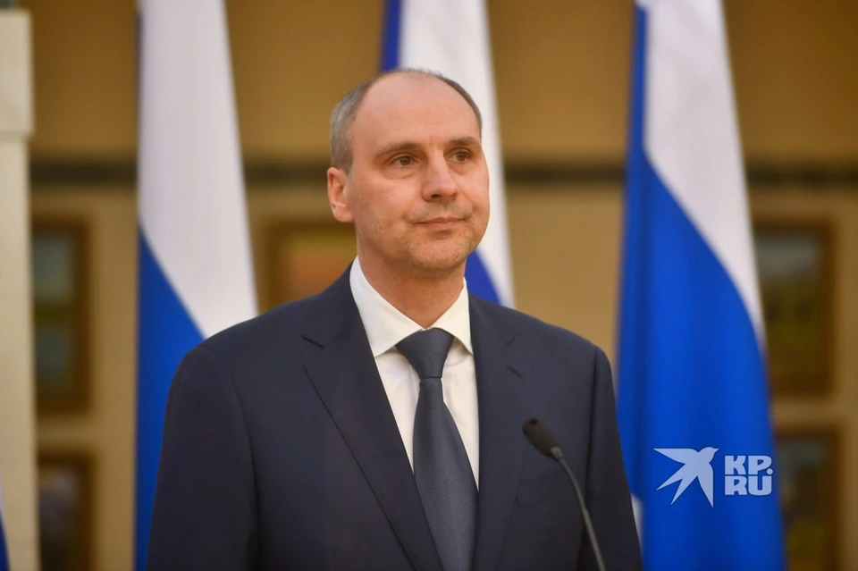 Денис Паслер взял под свой контроль случаи невыплаты зарплаты работникам МУПов