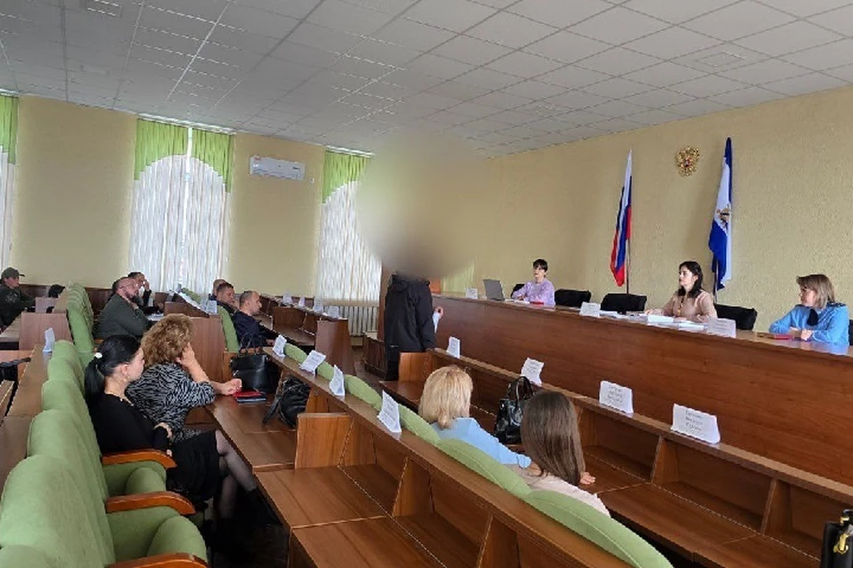 Решение в отношении восьми человек приняли на заседании комиссии по делам несовершеннолетних. ФОТО: администрация Генического округа