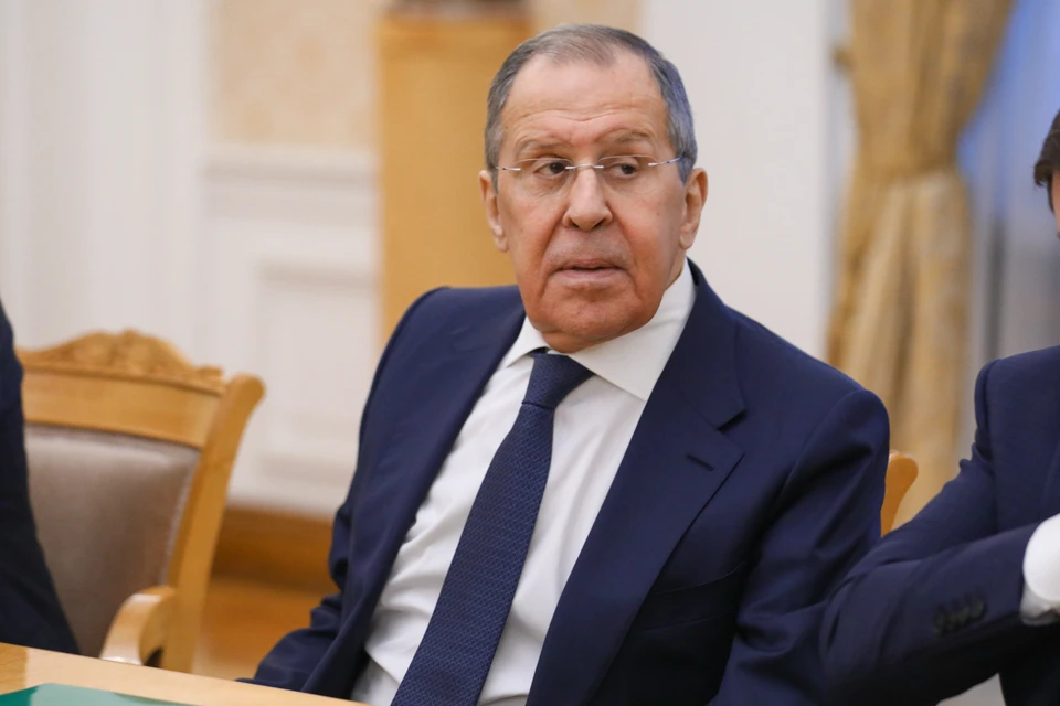 Лавров рассказал, что РФ и США обсуждают вопросы нормализации работы дипмиссий