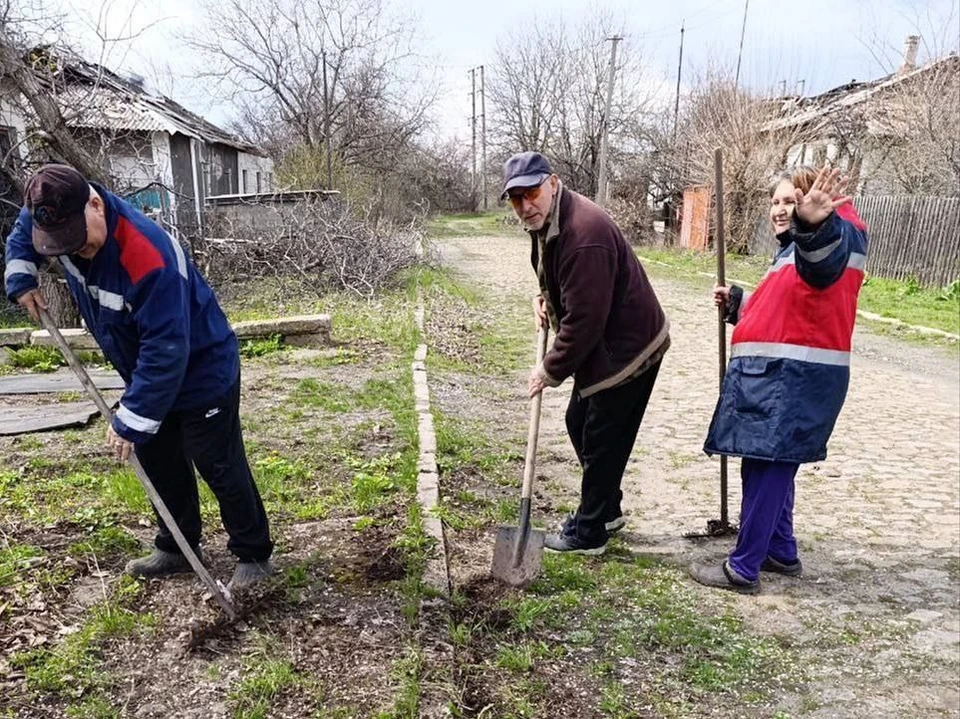 Порядки навели в Горском, Калиново, Золотом, Михайловке, Камышевахе. ФОТО: ТГ-канал Сергея Колягина