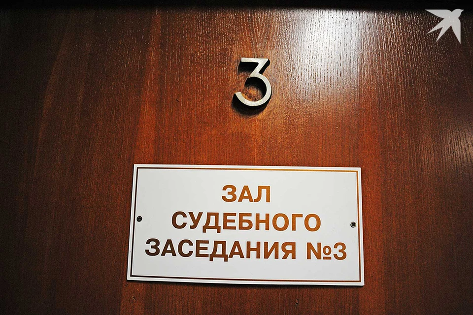 Драгоценности и предметы роскоши при разводе делятся бывшими супругами в суде вне зависимости от того, кто их носит или кто ими владеет.