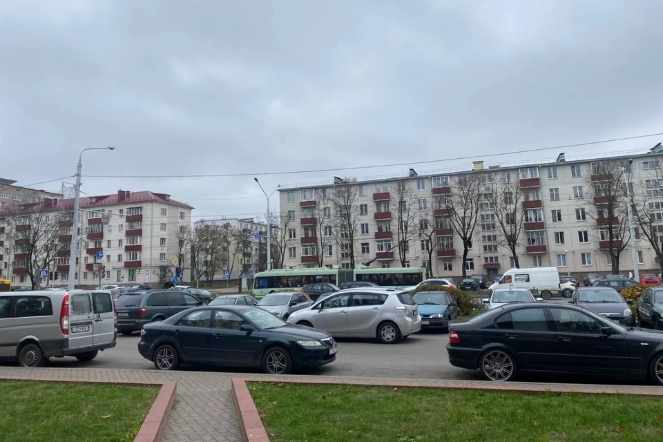 В Беларуси скоро появится норматив по парковочному пространству. Фото: архив "КП" носит иллюстрационный характер.