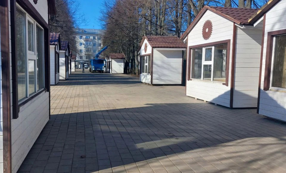 Глава Центра также отметил, что ярмарочные домики перевозят в другие места. Фото: @Cheptsov