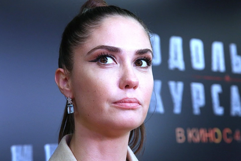Помощница Муцениеце не стала опровергать информацию о тайной свадьбе актрисы