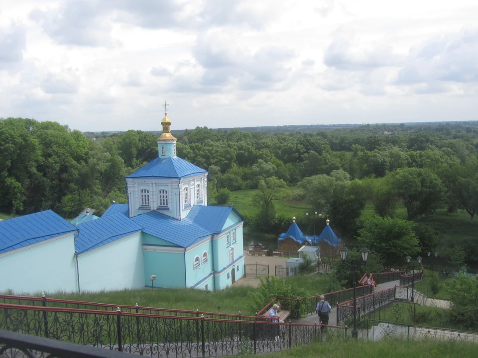 Митрополит поздравил курян с грядущим праздником Светлой Пасхи