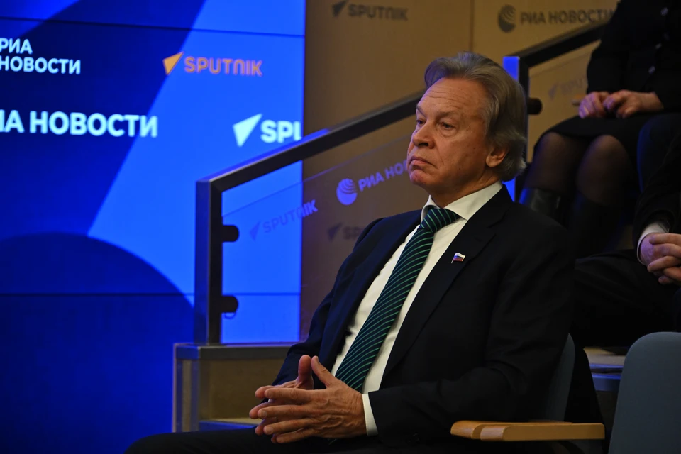 Пушков напомнил о нацистском прошлом отца экс-премьера Бельгии в защиту Вучича