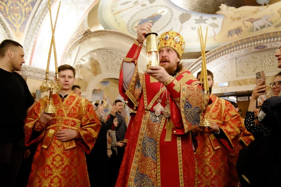 Святыню привезли в Христорождественский собор. Фото: Челябинская епархия