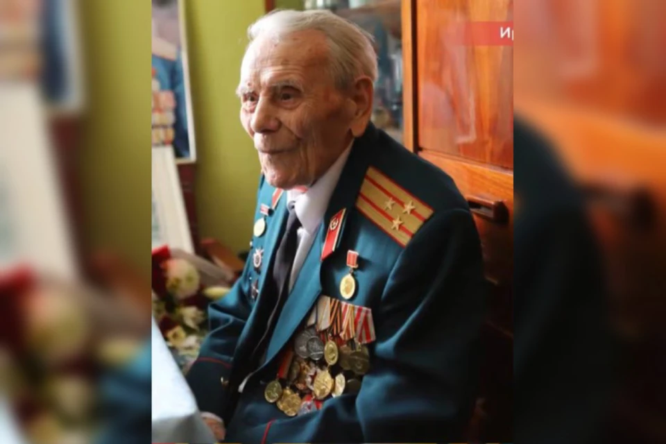 В Иркутске ветеран войны Василий Дыгай отметил 106 день рождения.