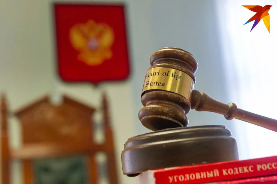 Приговор вступил в законную силу.