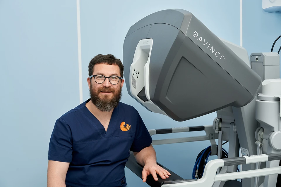 В клинике готовятся использовать робота-хирурга Da Vinci Xi. Фото: КГ «АВИЦЕННА»