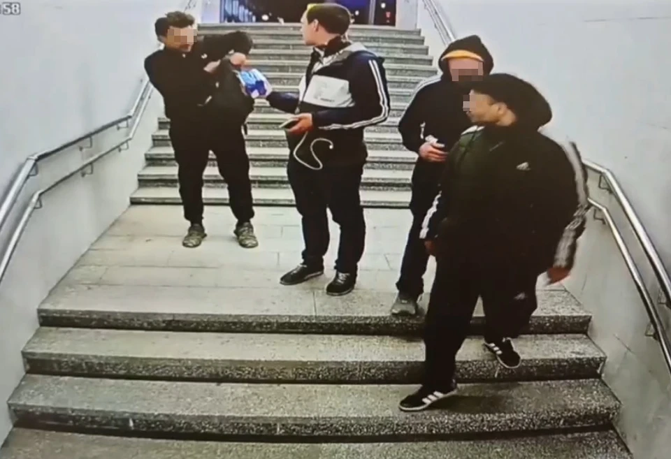 Тульские власти разыскивают расписавших подземный переход на Каминского вандалов