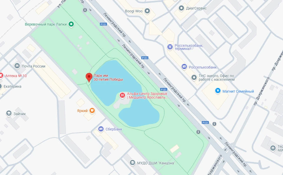 Суд временно запретил сносить спорное здание ресторана в парке 30-летия Победы. Фото: Google Maps