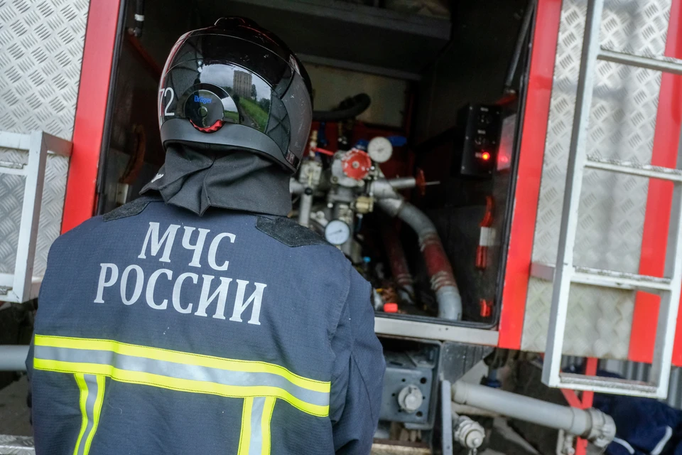 Два человека погибли на пожаре в Володарске.
