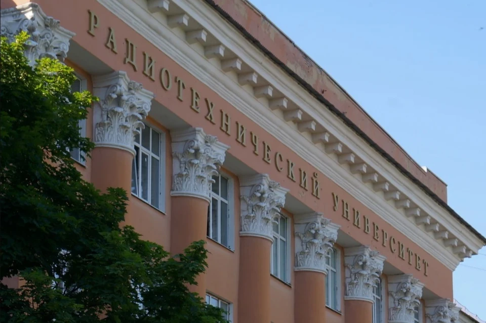 Подготовку специалистов по ИИ начнет Рязанский радиоуниверситет в 2025 году.