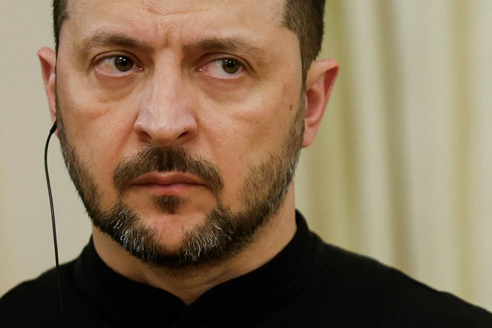 Экс-дипломат Телиженко: Киевский режим продал Украину США