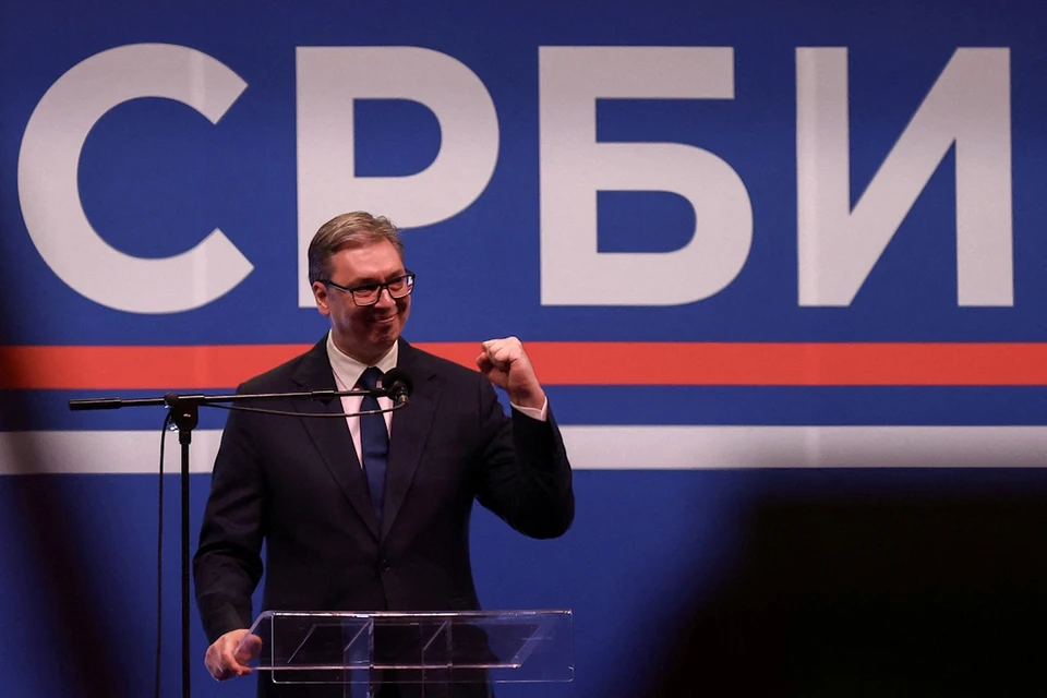 Александру Вучичу много лет приходится лавировать между «европейским выбором» Сербии и ее традиционными братскими отношениями с Россией.