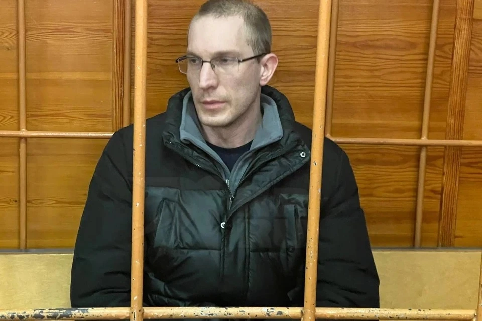 Сергей Окладников познакомился с семьей девочки в сообществе кришнаитов
