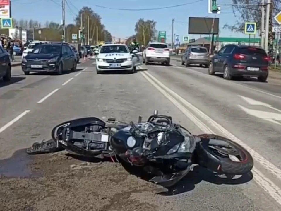 Фото: с места ДТП, vk.com/moto_kostroma