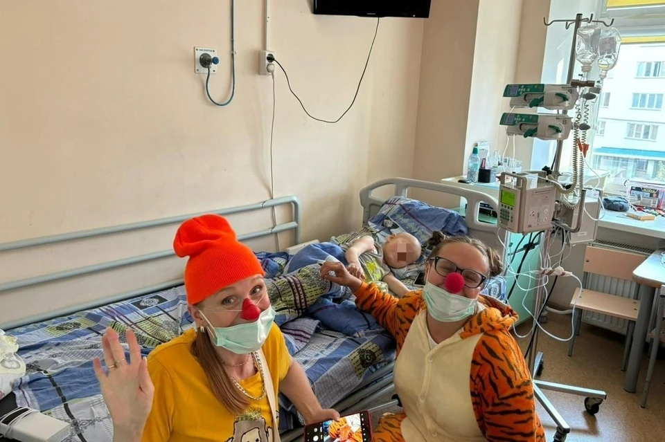 «Искорка» помогает детям и их родителям в больницах и после. Фото: благотворительный фонд «Искорка».