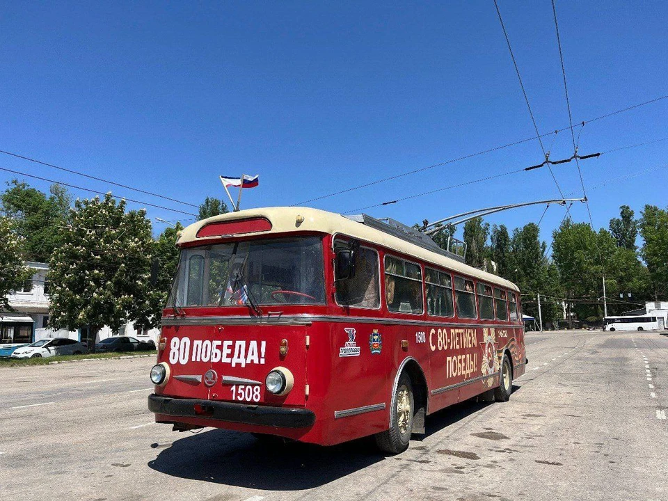 Проект посвящен сохранению исторической памяти и чествованию героев войны. Фото: «Крымтроллейбус»/Tg