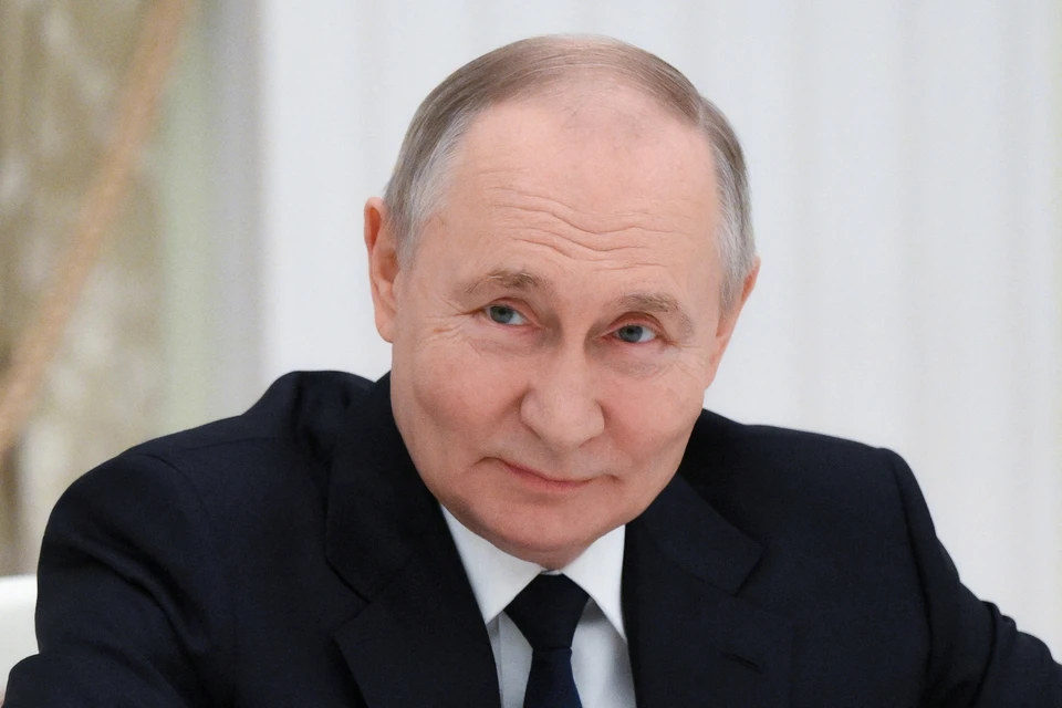 Ушаков: 9 мая Путин встретится с президентами Сербии и Египта