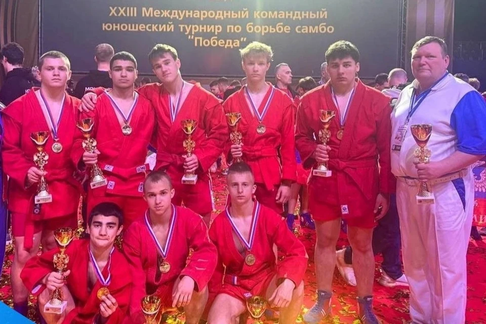 Команда ДНР боролась в группе приглашенных команд и в финале одержала победу над командой США. Фото: ТГ/Мартынов