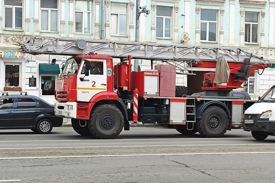 Открытое горение ликвидировали за минуту после локализации. Фото: МЧС Тверской области.