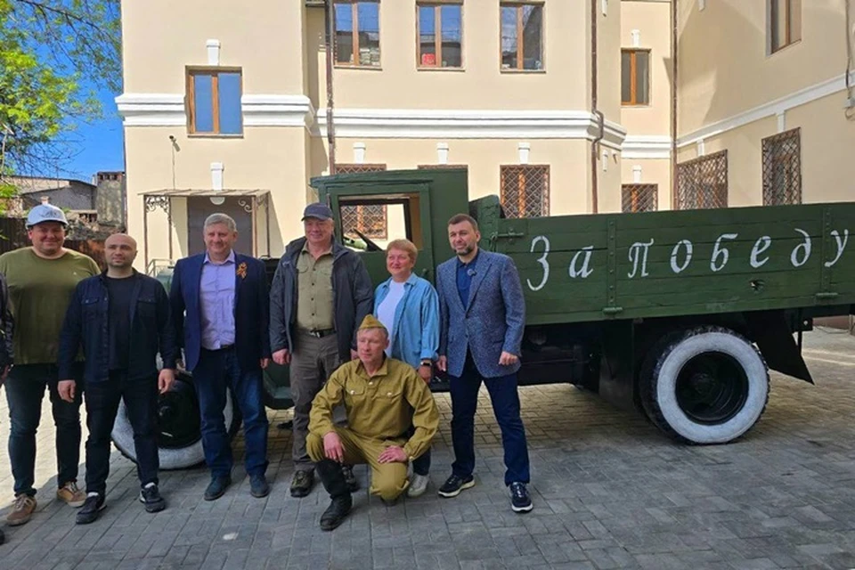 Хуснуллин и Пушилин осмотрели восстановленные музеи Мариуполя. Фото: ТГ/Хуснуллин