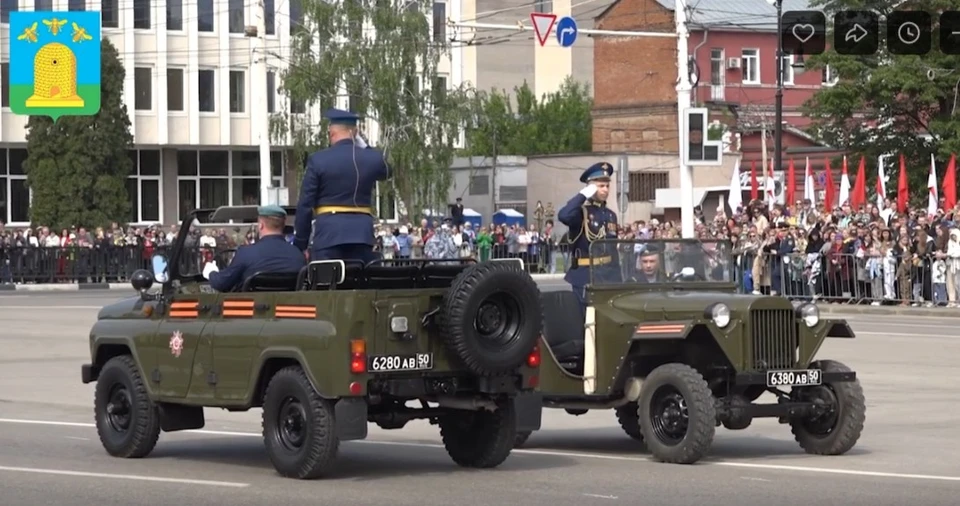 В городе прошел парад Победы