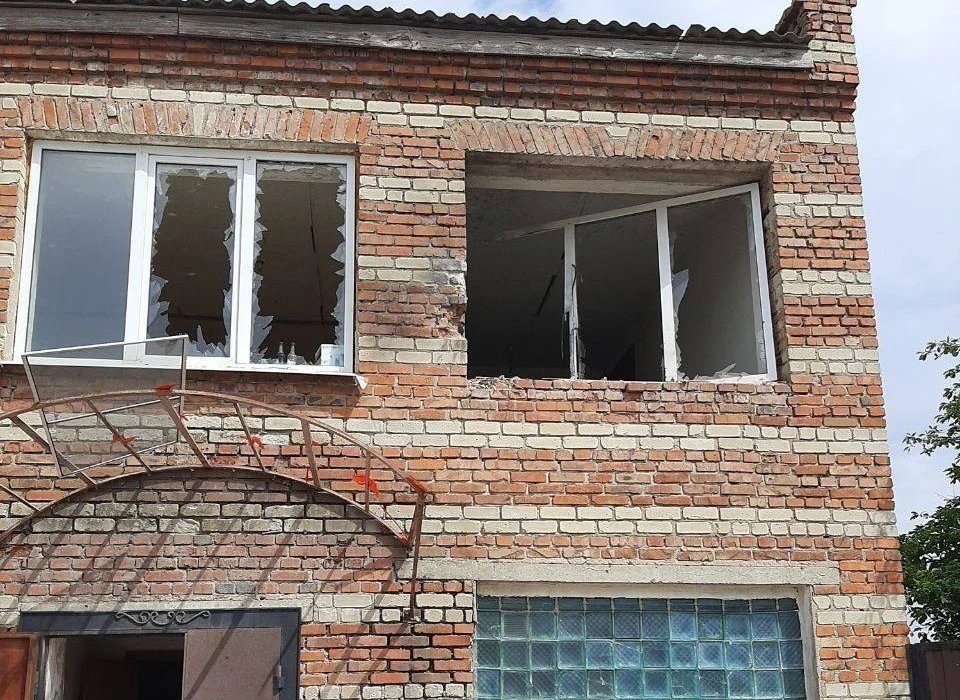 Больше 100 боеприпасов и порядка 80 БПЛА выпустили ВСУ по Белгородской области