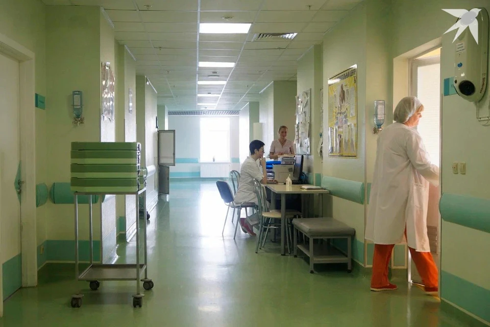 В Смолевичском районе пятилетний ребенок выпала из окна пятого этажа. Снимок носит иллюстративный характер.