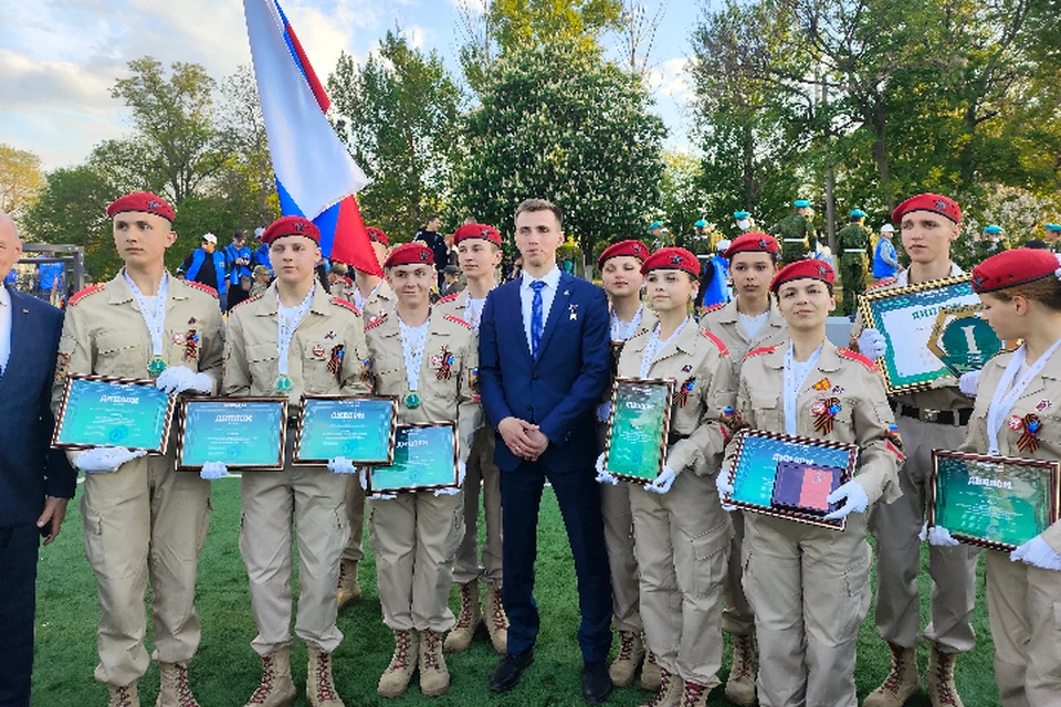 В Краснодоне завершился региональный этап игры «Зарница»